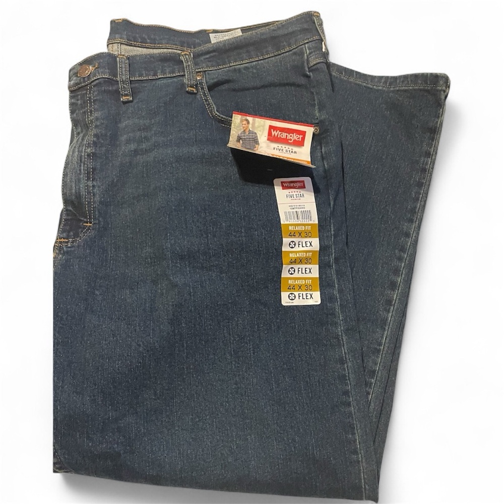 Wrangler Dark Blue Flex Jeans Men’s 44x30 Relaxed Fit New with Tags